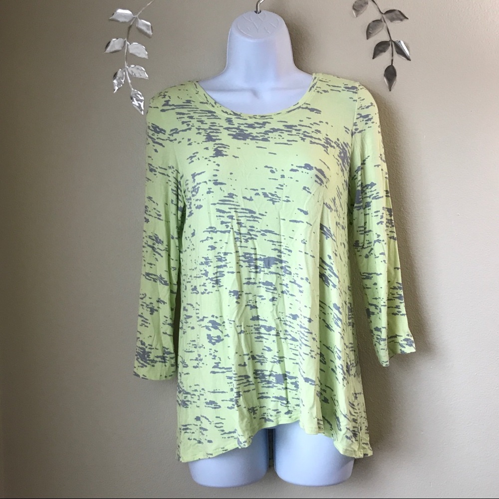 LOGO High Low Hem T-shirt Size XS Yellow Gray